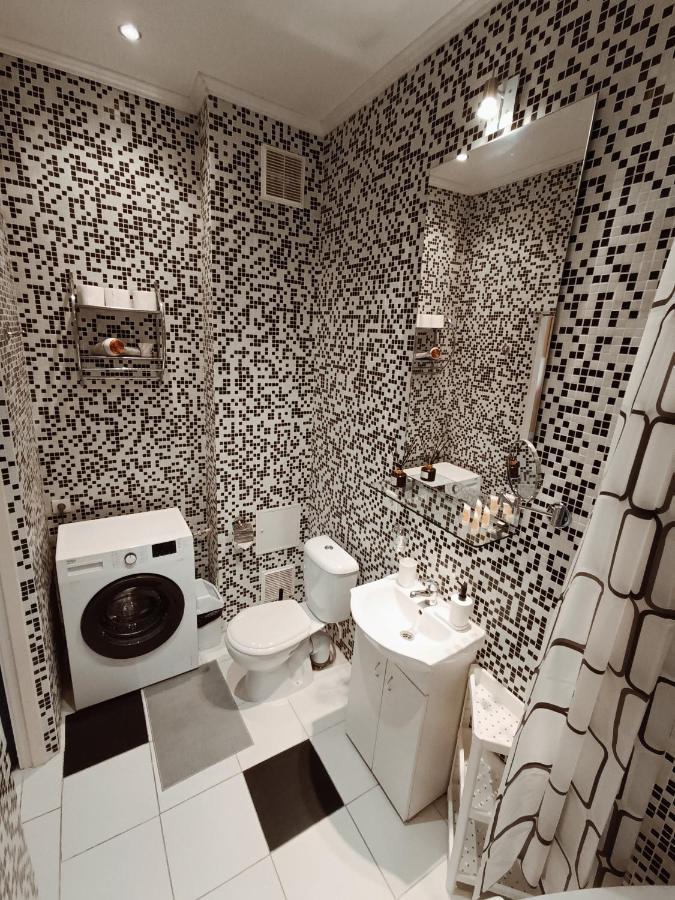 Centrally Located Studio Apartment Рига Экстерьер фото